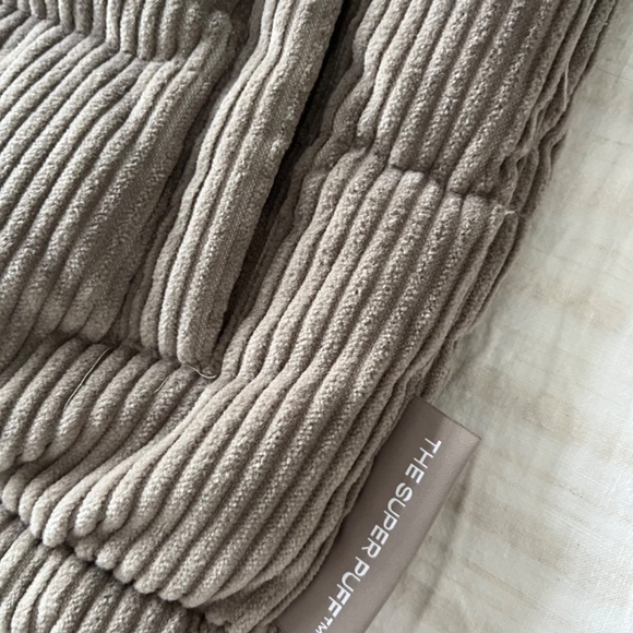 aritzia corduroy puffer - Picture 12 of 15